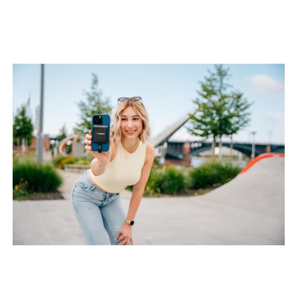 YVE_H1_H24_1140533_32060_7fedf18c-1c74-4f36-9c84-89347f4fc204_BIG