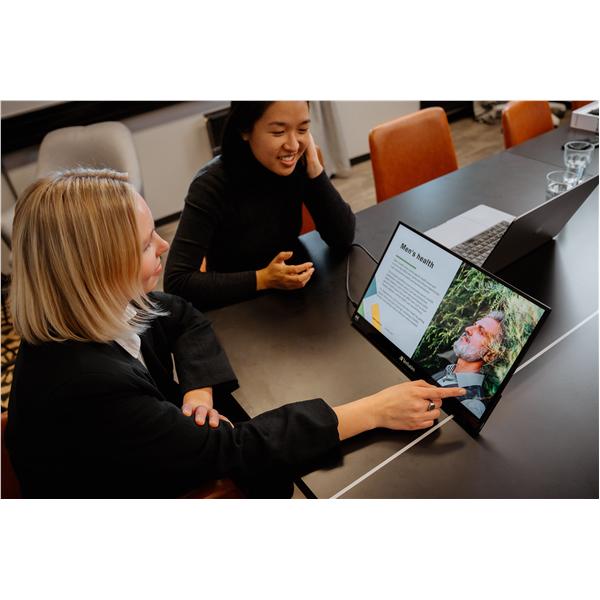 YVE_MO_MOH_982065_32239__d8398af8-2301-4f17-87c9-504135134b3f