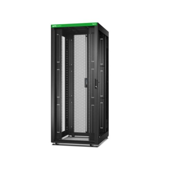 APC_X0_A0H_761015_ER8200_9d2e5093-ef86-46b7-a925-d8adc66b40d8_BIG